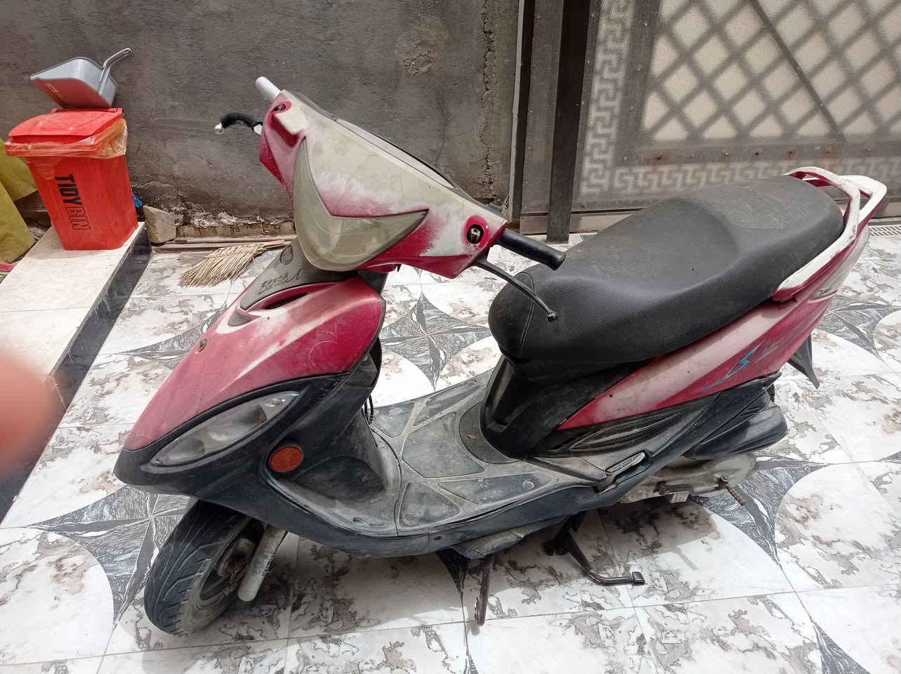 اخوان سبق ونشر ت هاي الدراجه
كايمه تصليحها طلبو عليه
60 الف وبعد انت وعلاقتك يجوز تصير 40
يجوز مابيها شي
دراجه صارلها شهرين بالبيت
محتاج ابيعها
200
واذا كومة حديد 150 قفل
مكاني الناصريه التضحيه


**إذا كنت صاحب هذا الإعلان وتريد حذفه لأي سبب، رجاءا أرسل رسالة إلى الدعم الفني**