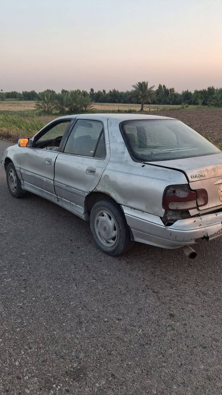 السلام عليكم سياره البيع انتره قتيم موديل 94 محرك يصرف  قليل تحويل ثانيوم المكان ديالى سعر 17 ورقه***********🤍***********
