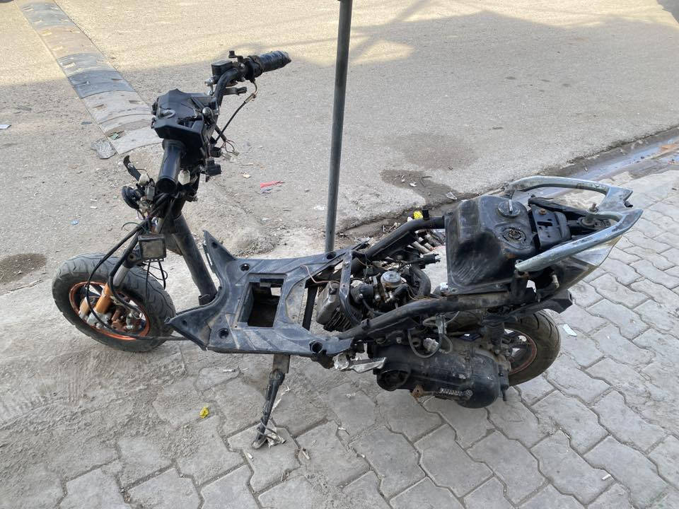 اربع ماطورات ياماها + شاصي +كفرات وغراض مال محل للبيع كلهن ب350 الف للشراي 

الاتصال بالرقم ***********
