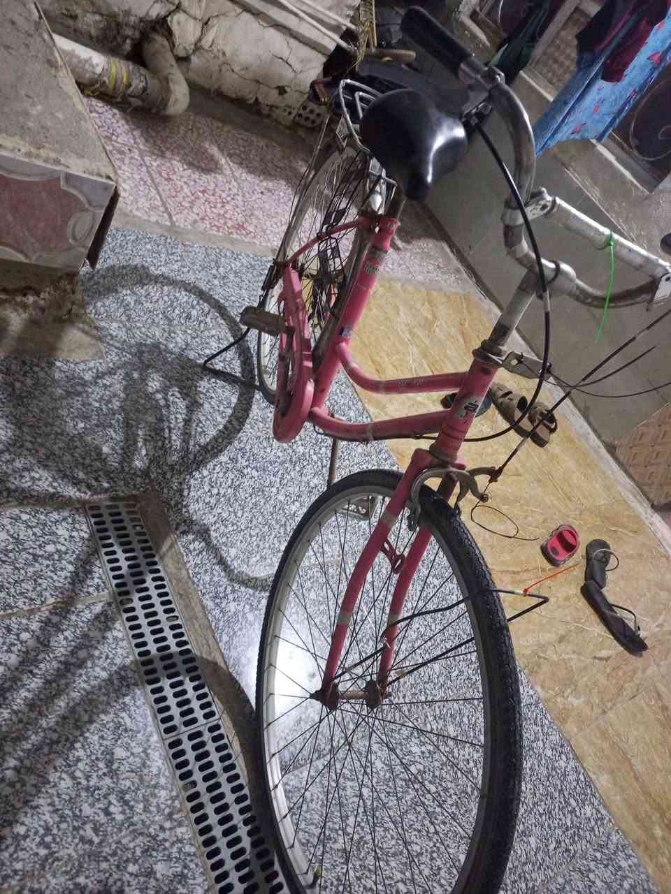 السلام عليكم
بايسكل بطه للبيع كلشي ما ناقصه 
السعر 35 و بي مجال 
المكان المحموديه حي الموضفين 
للستفتار مراسله الصفحه


**إذا كنت صاحب هذا الإعلان وتريد حذفه لأي سبب، رجاءا أرسل رسالة إلى الدعم الفني**