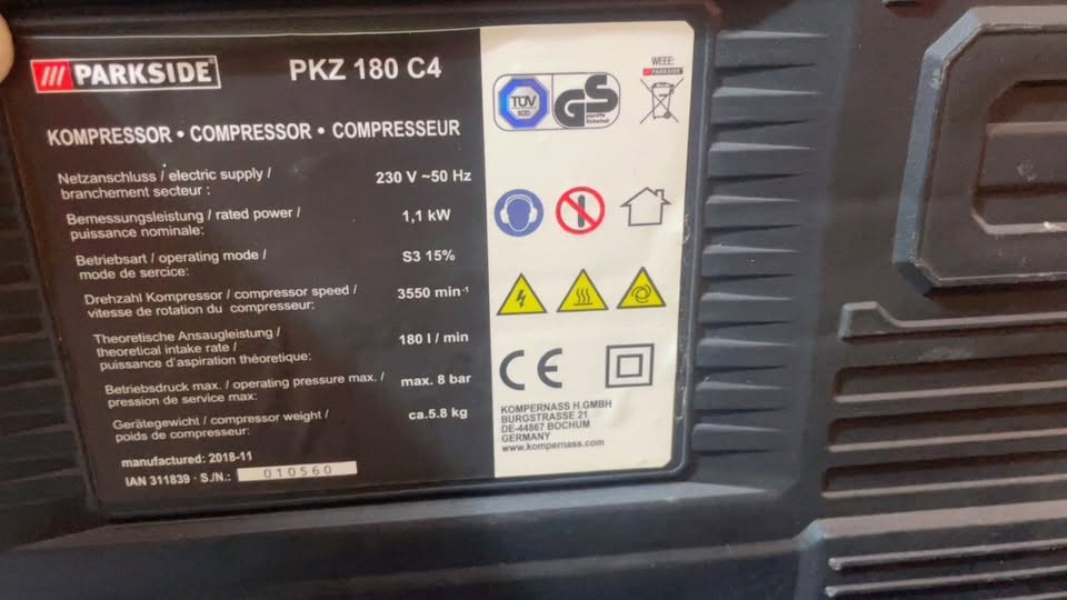 🇩🇪 كمبريسور PARKSIDE الألماني الأصلي (اخو الجديد)
موديل PKZ C4 ((🇩🇪 ))لكل شخص يبحث عن الجودة والمتانة العالية

جهاز كلش عملي وقوي جداً يلبي كافة الاحتياجات 

السعر //85 الف وبي مجال 
بغداد 

***********
