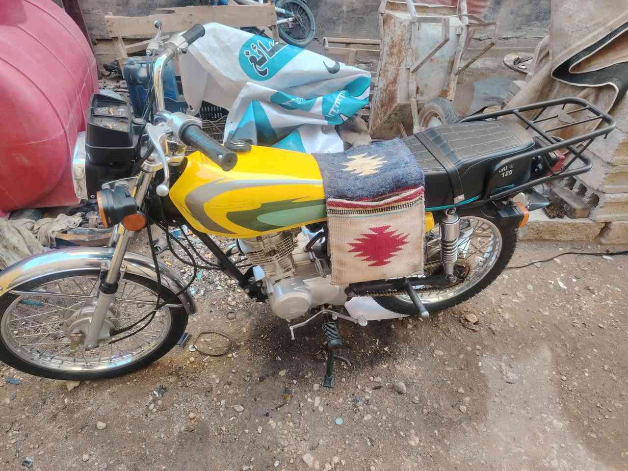 سلام عليكم دراجه شاصي 20 معمره 23 للبيع أوراق نامه اصلي ***********
