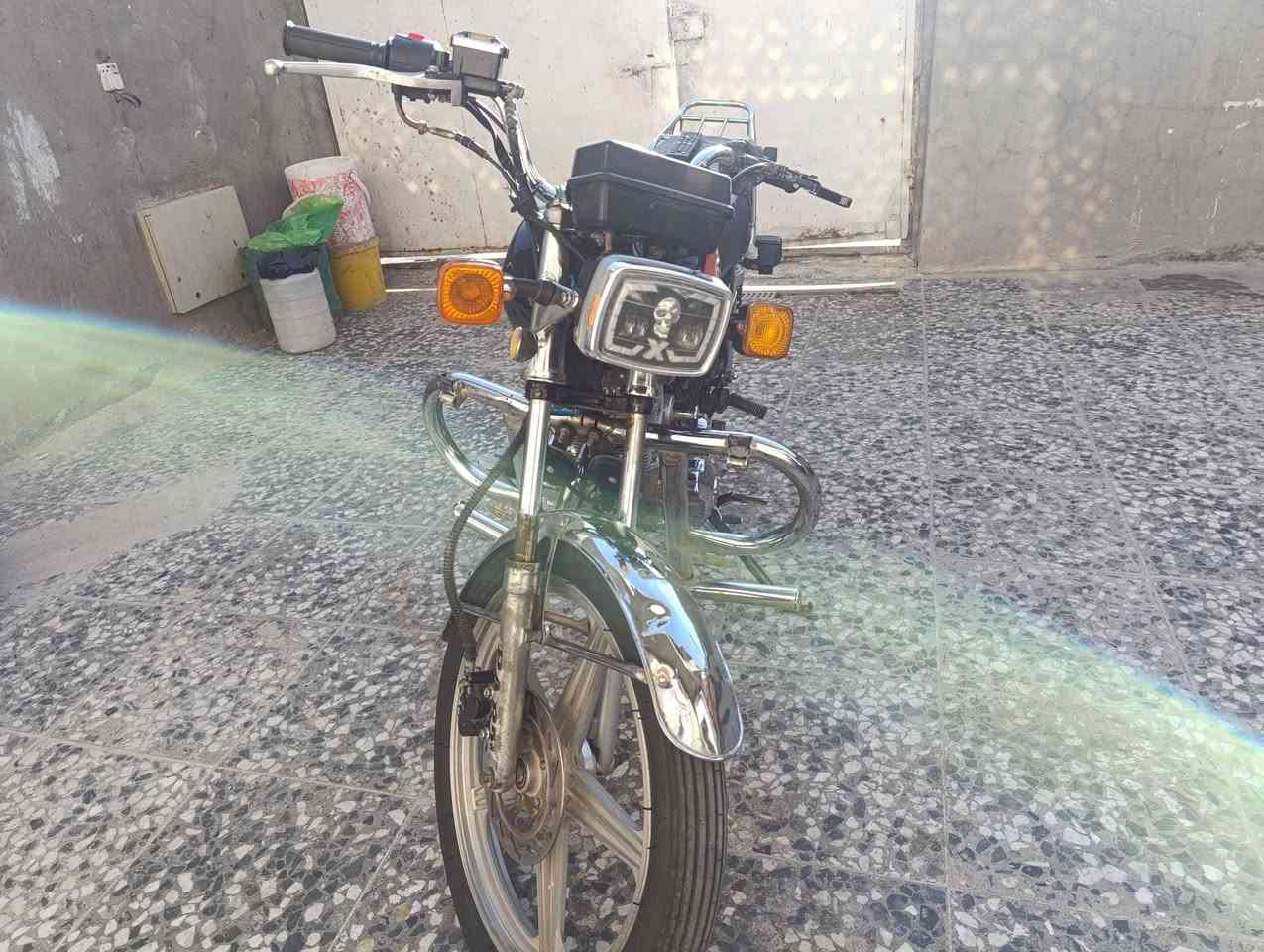 السلام عليكم دراجه خمسه گير اصولي كهربائات شغالات اشاير بريك گدام شغال دراجه كلشي ماناقصه
مكاني نجف حي ميسان متواجد فقط واتساب سعر 550
تاخذ دراجه كامله ‏‪0786 362 5185‬‏ رقمي واتساب
