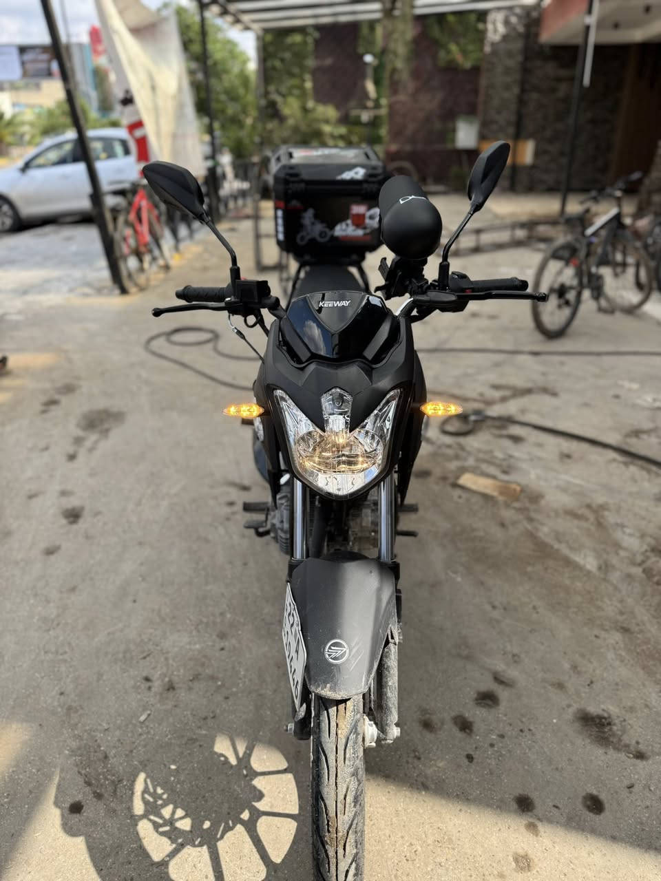 سلام عليكم دراجه RK.  2025 بحاله الوكاله ماشيه 500 كيلو فقطط مرقمه أربيل تحويل ثاني يوم المكان بغداد اليرموك السعر2900 وبيها مجال بسيط ***********
