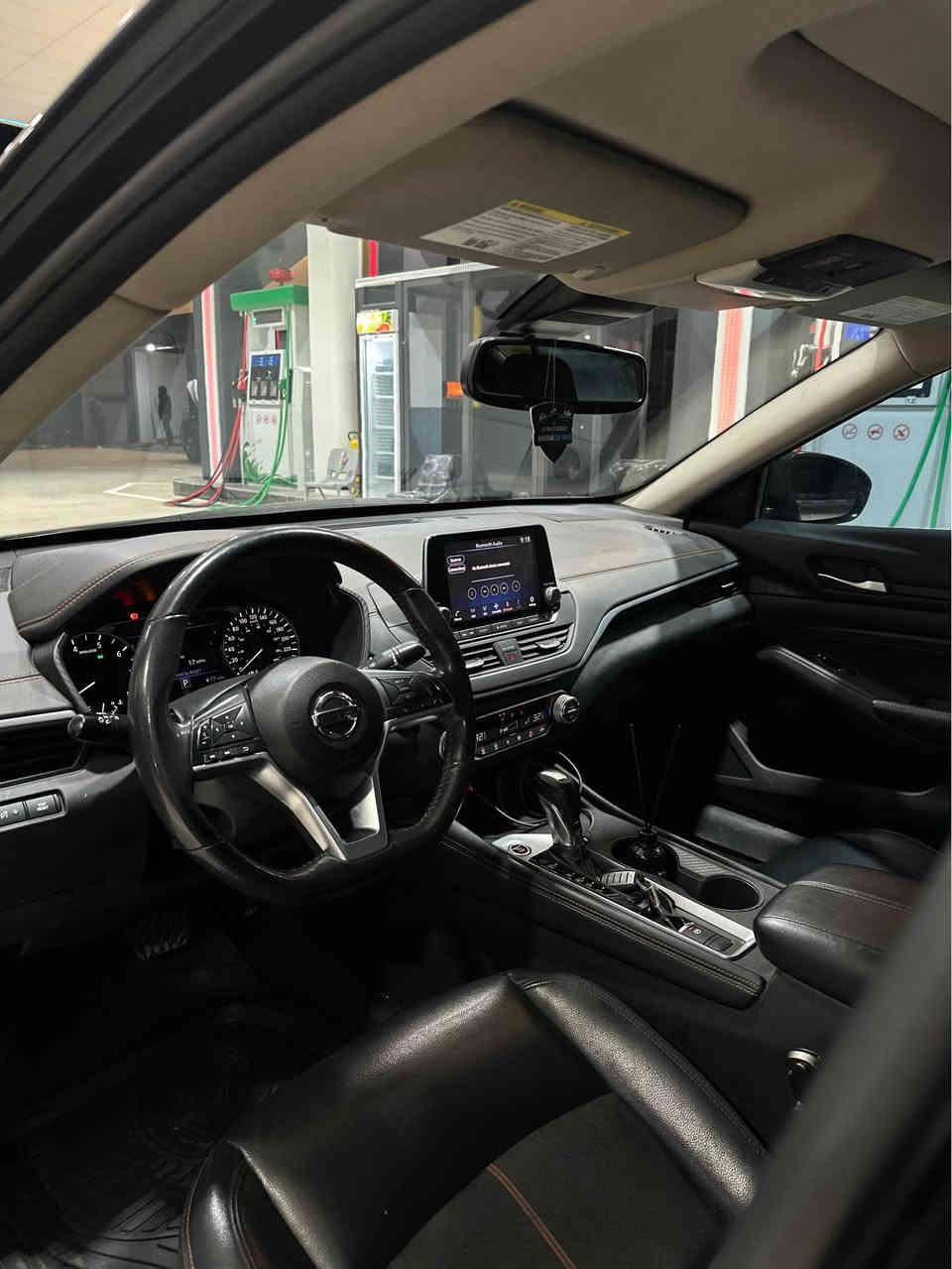 Nissan altima 2022 SR midnight AWD 
*********** whatsapp
*********** 
ئەڵتیما مۆدێل ٢٠٢٢ مواسەفات sr پلەس میدنایت سڵایت ڕادار شاشە گەورە برێک ئەوتۆ کوشن جڵد کامل پێشی گۆڕاوە بۆ ٢٠٢٣ تەنها دوو پارچەی بۆیاخە بێناو تەنها ئێرباگی شانی تەقیووە ڕەقەم و سەنەوی نوێیە گێڕ و مەکینە نەکراوەتەوە تەنها 62 هەزار ڕۆشتووە سعر:166گەڵا و مجال رانية, السليمانية
