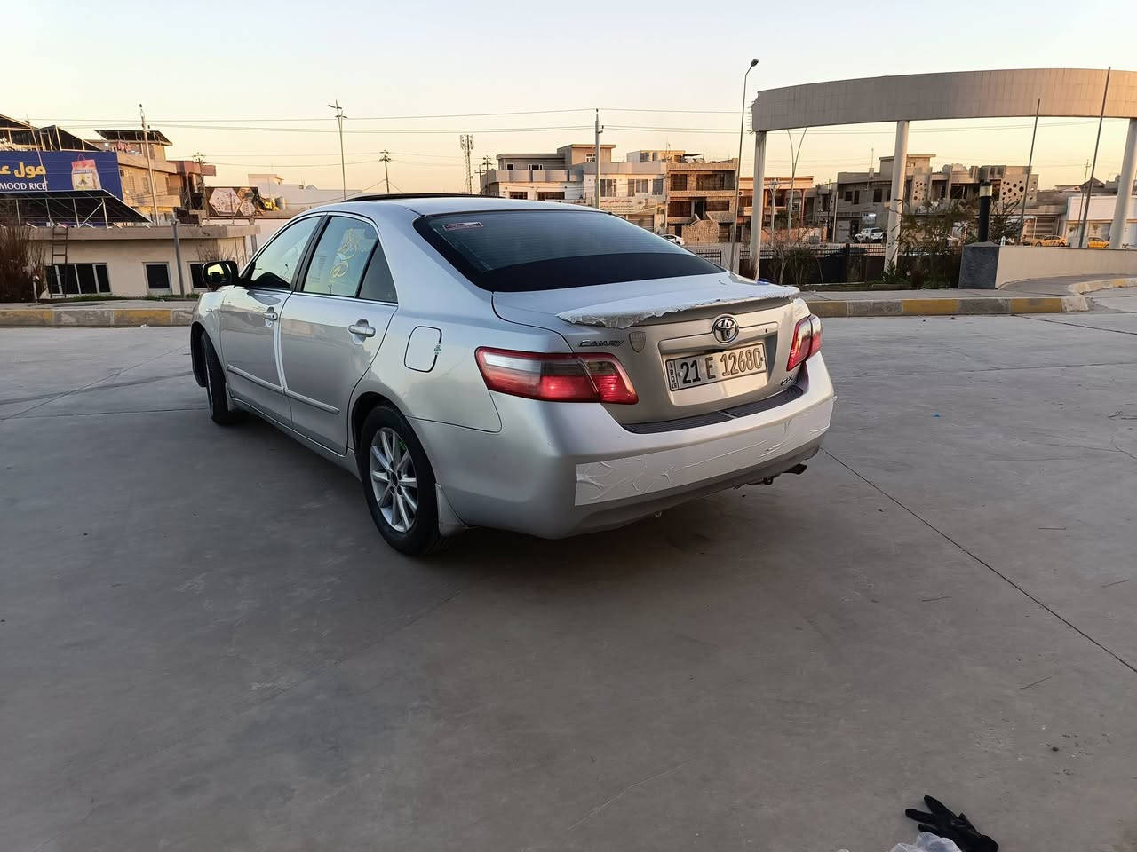 السلام عليكم....***********
كامري موديل 2008 خليجي GLX🇯🇵 
بأسمي سنويه جديده وهزه جديده دولي سليمانية
مكينه 2400✅
حداديه كير جديد ✅
مكينه جديده لاتنقيص ولا بخار  ✅

فول مواصفات 🟩🟩
برده خلفيه 
تحكم ستيرن 
كشن كهرباء 
تبريد قطعتين
مثبت سرعه
فتحه سقف
دمام خلفي
تخم ويل ياباني تيوتا اصلي 
تخم تاير جديد 
صبغ عام للجمالية بدون ظربة و بدون ارباك وبدون دواخل

السعر :: 96 وبي مجال بسيط مكانها كركوك 
.
