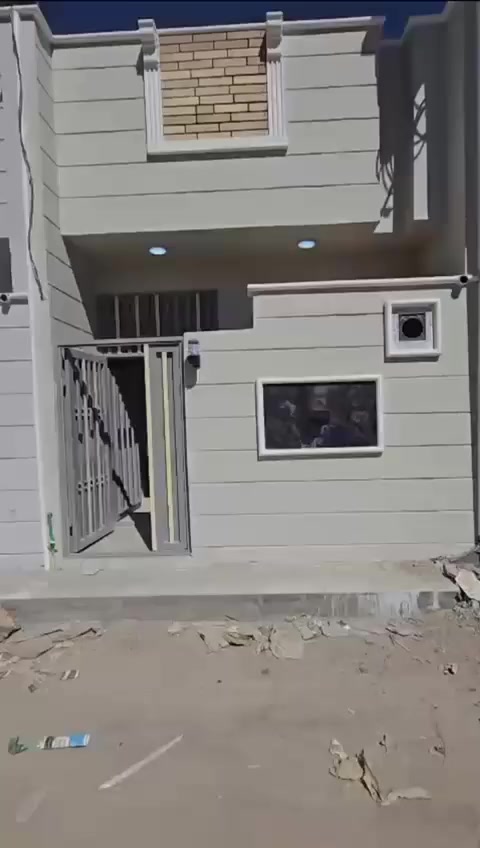 يا الله يوجد لدينا بيت مساحه ٥٠ متر طابق واحد المكان في مجمع ال إبداع على رابط في البراهيمه طابو سند ٢٥ السعر اب ٤٠ مليون مقدمه ٢٠ مليون او كل شهر ٥٠٠ الف التواصل معي واتساب فقط ***********  عقارات الوعد الصادق كافه الخدمات العقاريه متوفره عندي انشالله
