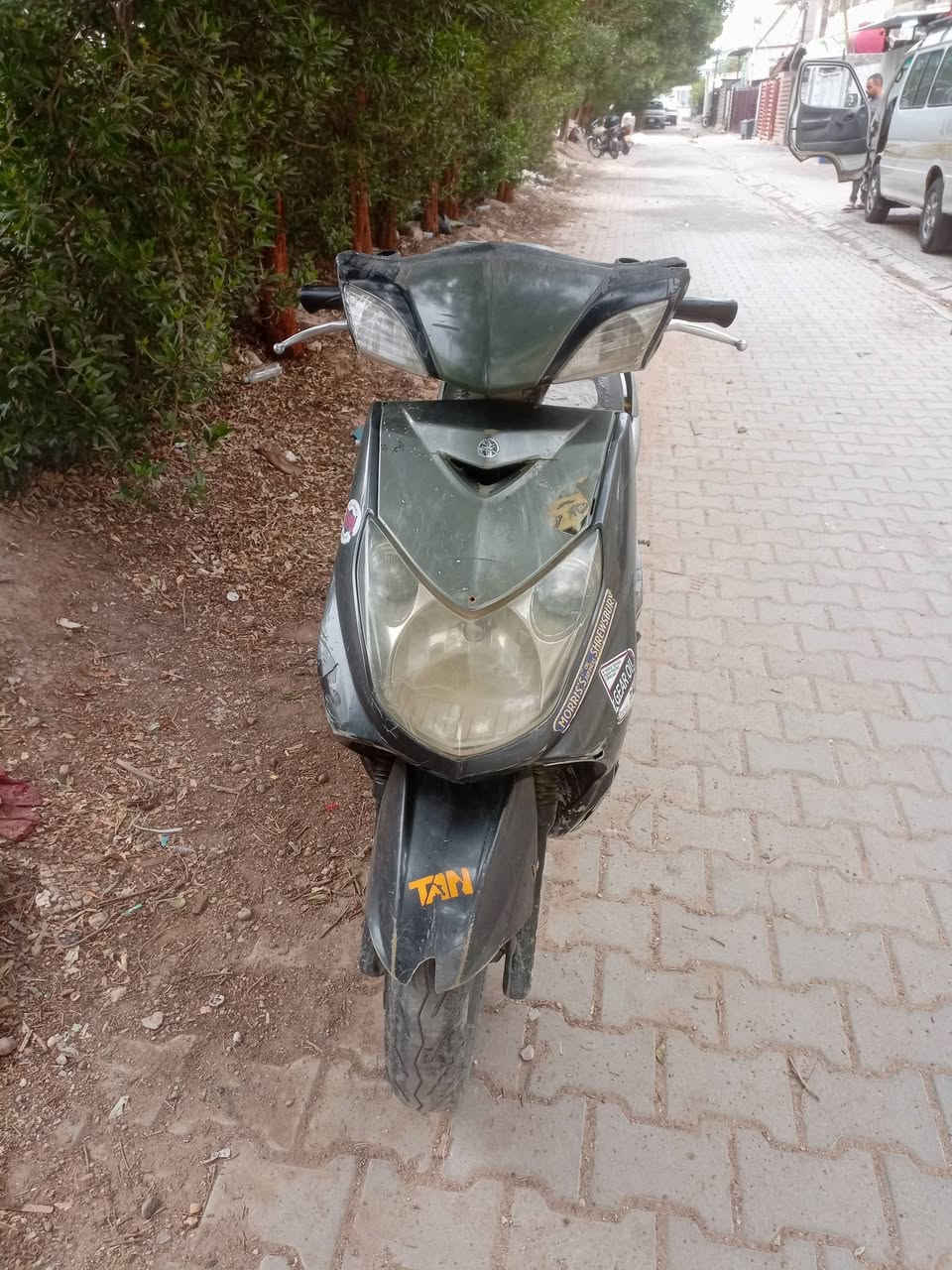 السلام عليكم عندي سكنس فحل كابريتر للبيع شغاله نكره مكينه حلوه طسته ناعمه لاتبخير  ولانضوح كهربائيات شغاله مكاني بغداد ساحه عدن السعر 250 نهايته هذه رقمي *********** اتصال
