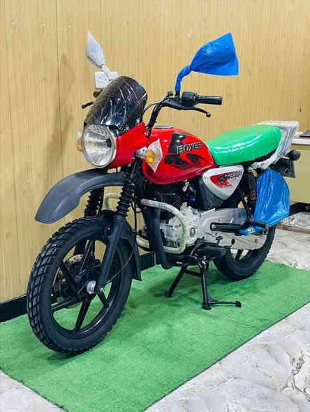 يالله السلام عليكم
بوكسر موديل 2023 نازله ب24 مرقمه لوحه وسنويه بغداد 
تحويل ثاني يوم دراجه كفاله عامه جيب فيتر وياك وتعال ربع متذب عليها والنضافه 1/1 وبلعافيه ع ياخذها.بيع نقد وقسط لحاملين ماستر الرافدين فقط 
مكاني ديالى_بعقوبه_بهرز *********** بي واتساب مامتواجد خاص اتصل وتدلل
