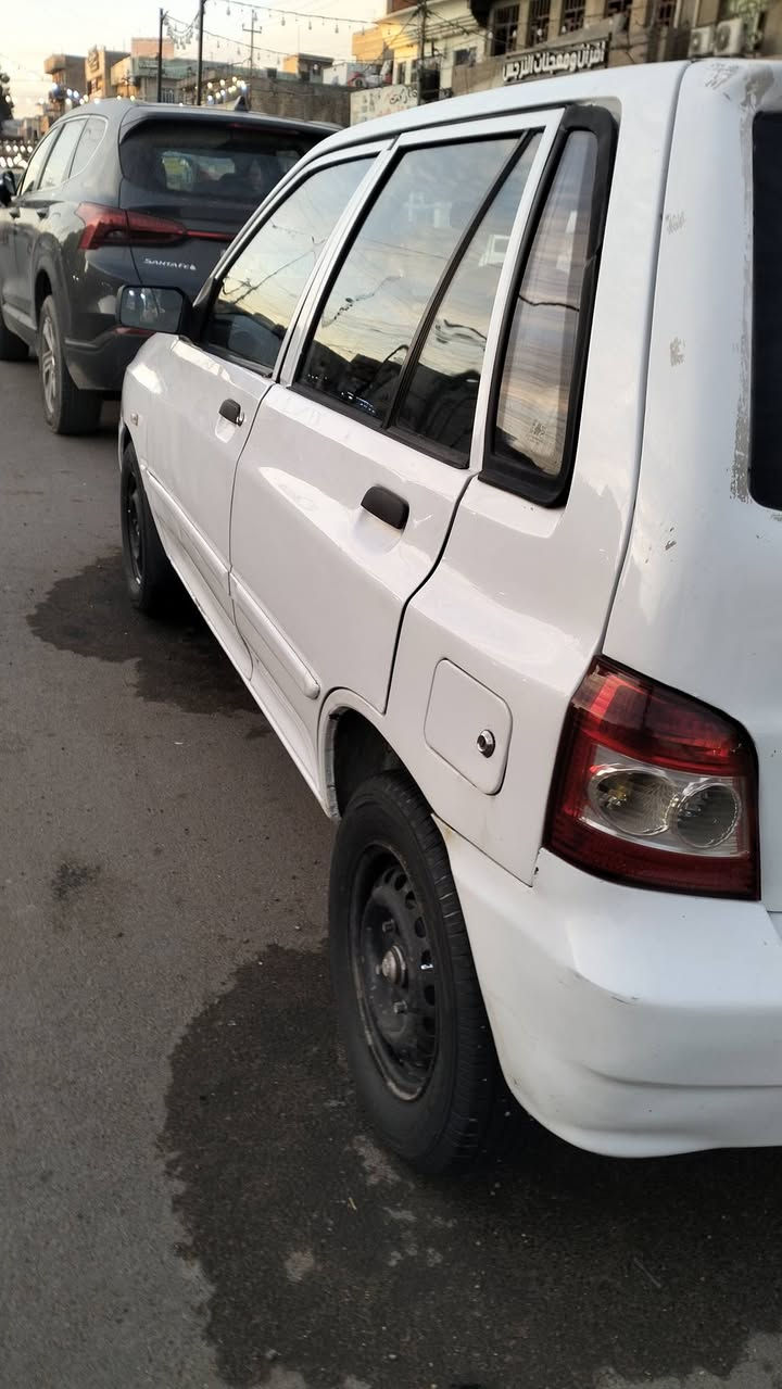 السلام عليكم سايبه كير محرك شواصي مكفوله بلاديه على وضع الشركه ماشيه 80.   2012.    ***********
