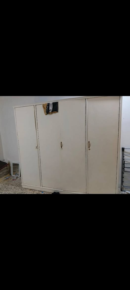 غراض بيت للبيع استعمال 3اشهر جديدات مكاني بصرة المشراق الجديد
***********
