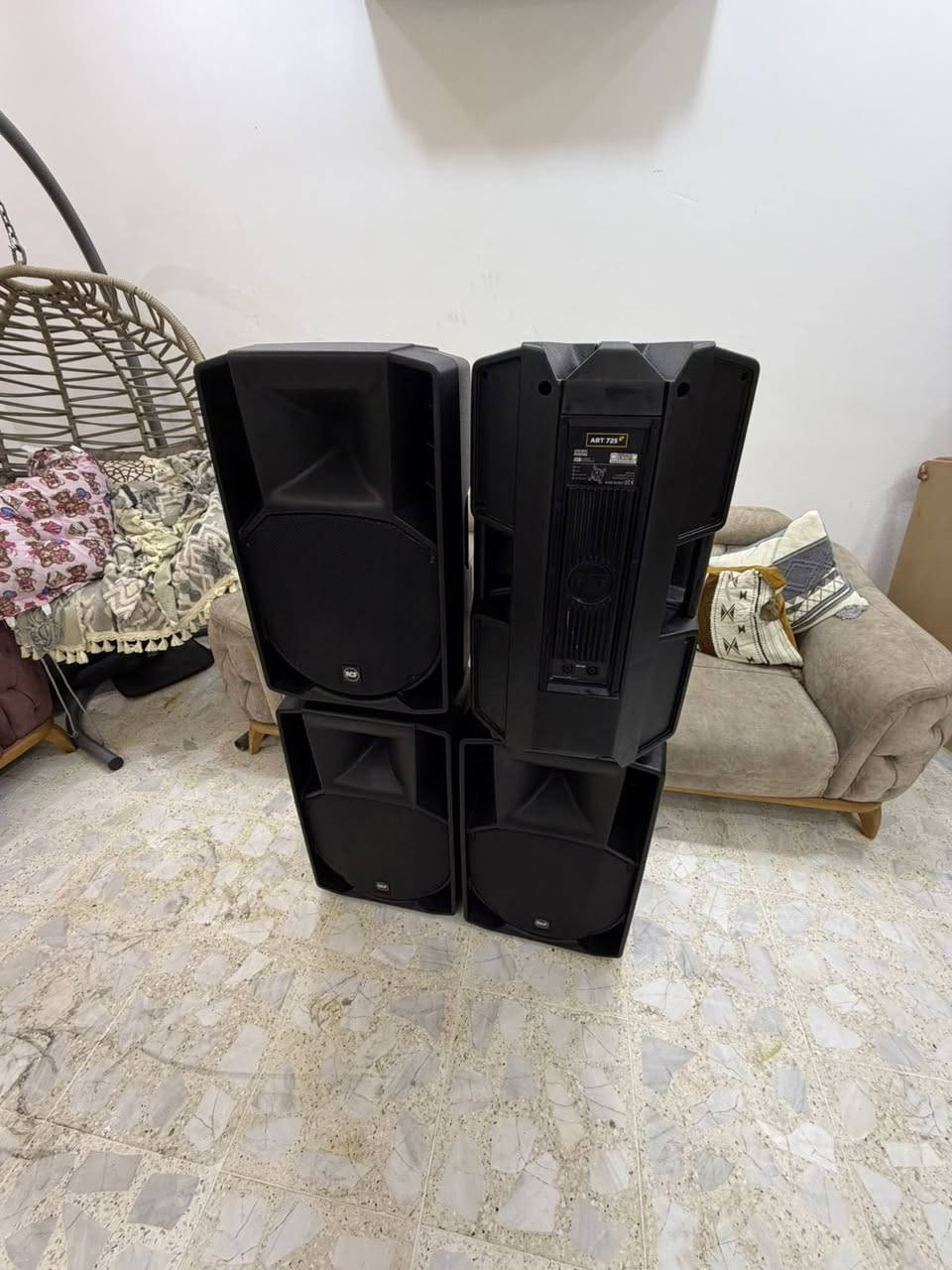 لبيع اصلي 725نضافه ميه بل ميه مكان بغداد ***********
