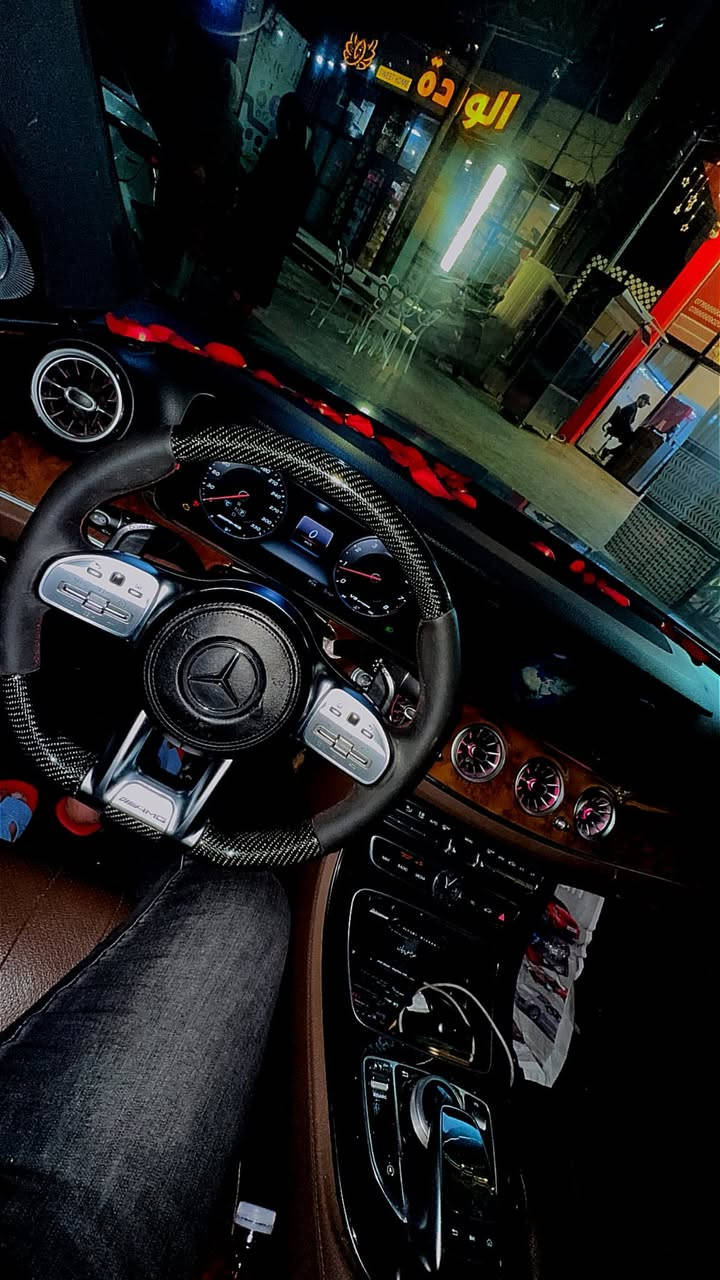 السلام عليكم
مارسيدس E300 2018 AMG فورماتك
سياره فول شاشه جبيرة 
السيارة أمريكي حادث بنيد جاملغ وباب
لون سمائي 
21.000$
مكانهه بغداد
***********
واتس
