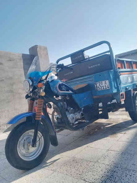 سلام عليكم شباب ستوته موديل 21 رقم وسنويه رقم واسط انكليزي جاهزه مداور ثاني يوم مكانهه بلكوت مركز مدينه سعر 2500وبيها مجال اتصل ودلل *********** ما متواجد فيس
