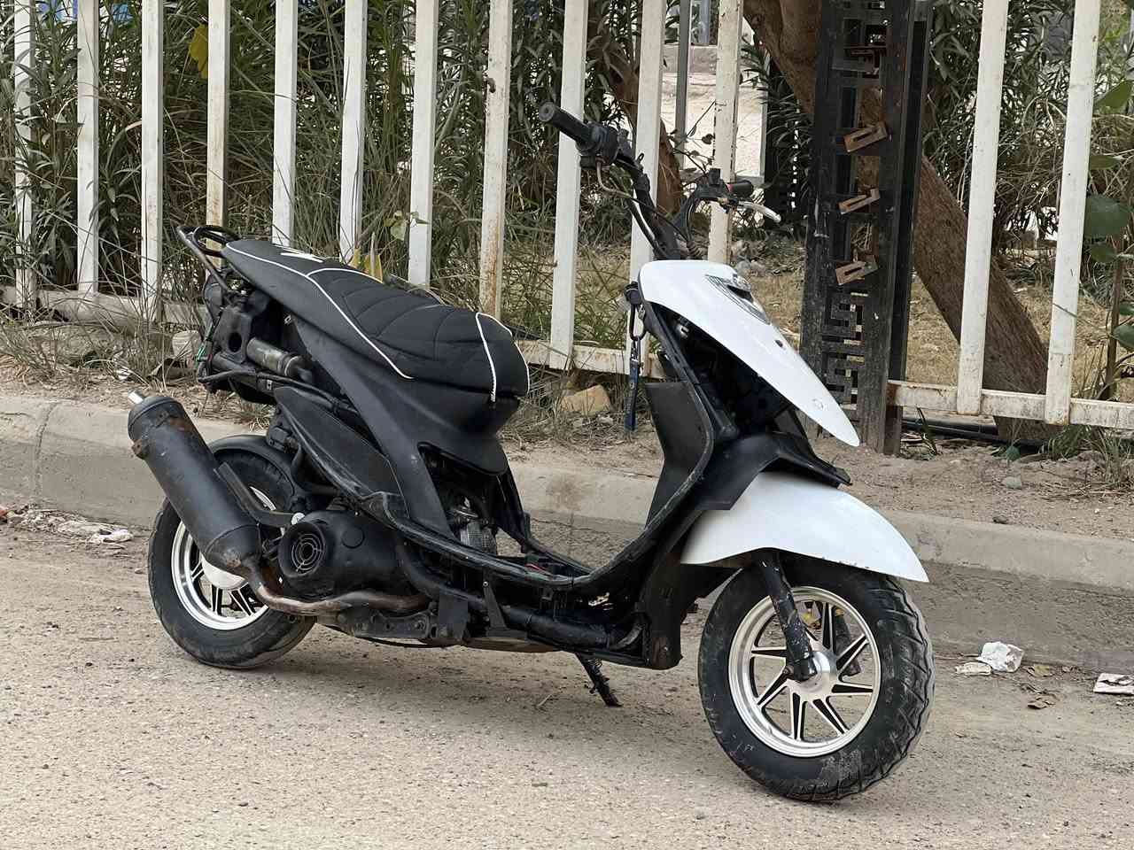 للبيع
375 بيه مجال حك الجيه 

بوشه 55

كلجات رياضي

معدل شرط

سلف هندر 

كفرات فقط الجوه ااكشن وقبق الباترن ول حضن الفوكه
***********
