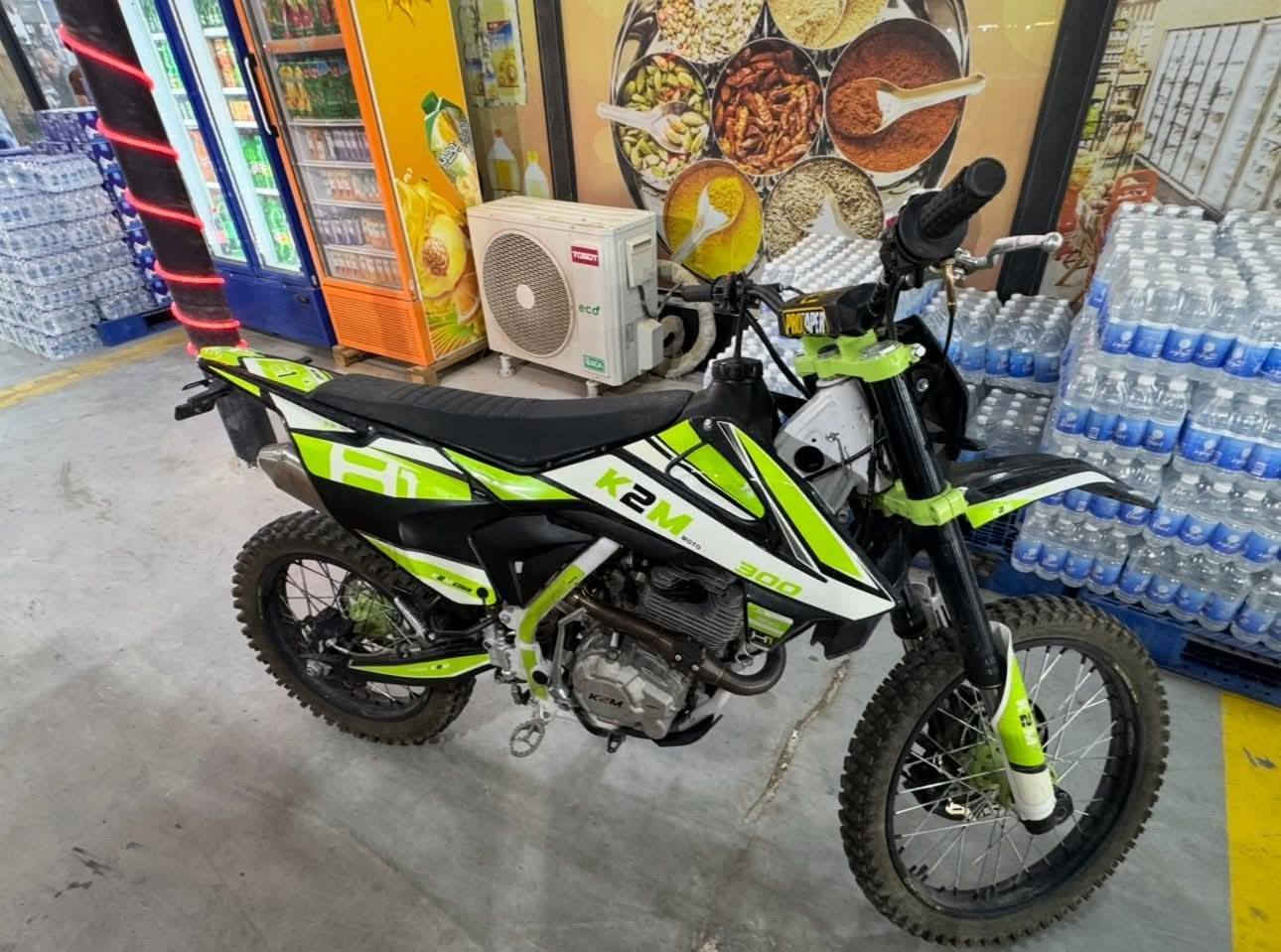 قفاز K2M محرك 300cc
كفاله عامه م̷ـــِْن لتكلي شبيه مابيه كفاله م̷ـــِْن كلشي
دراجه بحاله الوكاله جديده استخدام شخصي
مكاني واسط / بدره.
استفسار ‏‪***********‬‏
موشراي ومتعرف اسعارهن لتخابرني وتشلع كلبي

