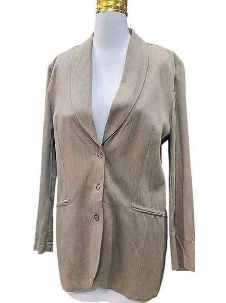 كوتات +ريكوت السعر 10الاف فقط 
يتوفر ملابس اطفال القطعه الف دينار 
قماصل اطفال القطعه 3الاف
تيشرتات نسائي شبابي ولادي بناتي القطعه الفين 
قماصل نسائيه  و رجالي القطعه 5الاف 
تراكات بناتي من عمر سنه الى 5 سنه ب3 الاف 
هودي سويتر اطفال من عمر سنه الى 5 سنه القطعه الفين
جواريب رجالي شبابي 3زوج بالف دينار 
بجايم اطفال و رجالي بالفين 
دشداشه نسائي و بناتي ب4الاف
صايه نسائي ب5الاف 

المكان ابو رمانه شارع المركز مقابيل فلافل بغداد 
تواصل *********** عمارة
