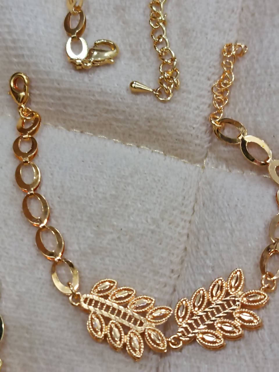 إكسسوارات برازيلي طلاء قطعه الف وربع متوفر عدد ابيعهن جمله


**إذا كنت صاحب هذا الإعلان وتريد حذفه لأي سبب، رجاءا أرسل رسالة إلى الدعم الفني**