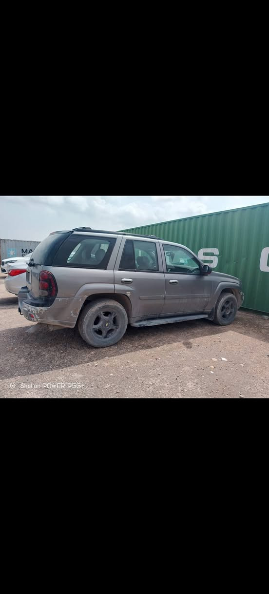 بلايزر 2007كركوك مشروع وطني موجوده في البصره كلها شغاله ما عدى كمبريسر عاطل
السعر 75 ورقه وهذا رقمي***********
