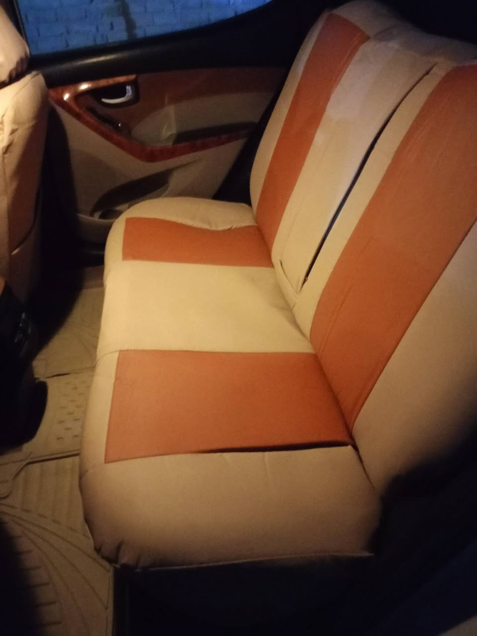 السلام عليكم سياره الالنترا للبيع 2015 خليجي رقم واسط بأسمي سنويه وهزه جديده صورها كدامك بلمنشور 
محرك 1800 خليجي  مابيها كل نقص سعرها 119 وبيها مجال مكاني كوت مركز مدينه شراي اتصل هذا رقمي ***********
