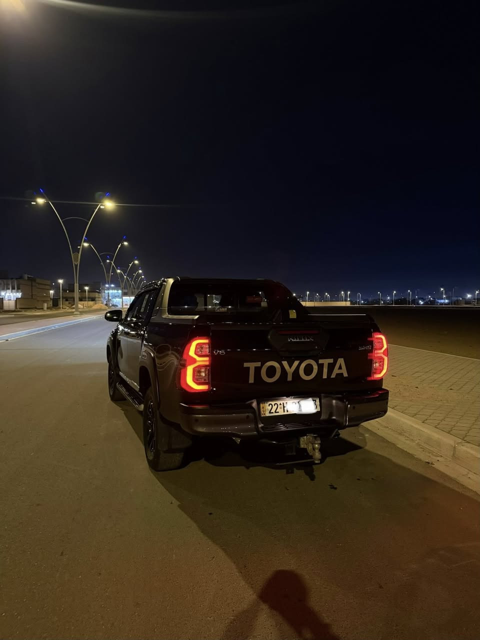 السلام عليكم  سياره للبيع مواصفات   /سياره هاي لوكس وفورويل دفنجر  سنه ٢٠٢٤ سياره ماشيه 50000 مواصفات سياره  مكينه سته استندر كفاله عامه مغلفه نانو أمريكي  معروفه مواصفات الدفنجر. السعر  425 دولار للتواصل على الرقم 
***********
 العنوان البصره
