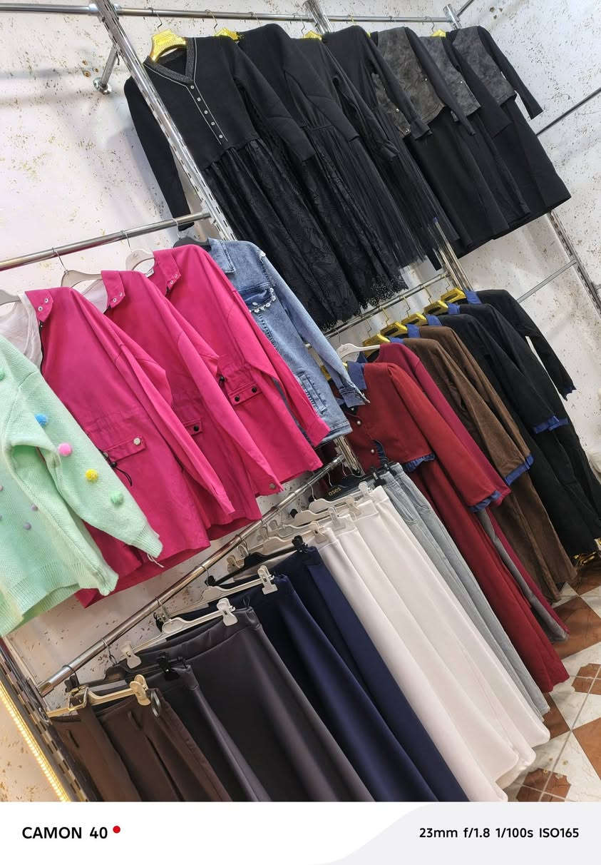 فستان ب 10 🔥
قميص تنوره بلوز ع 5000🔥
اخر وجبه لحكو بنات موجودين حاليا بالمجمع 💯


**إذا كنت صاحب هذا الإعلان وتريد حذفه لأي سبب، رجاءا أرسل رسالة إلى الدعم الفني**