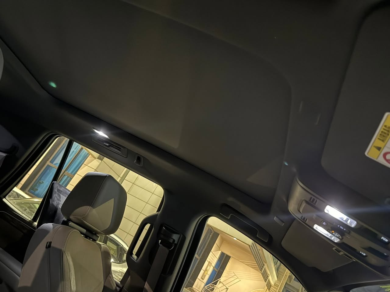 السلام عليكم
تاهو بلاك اديشن LT1 2024 خليجي 
مواصفات فول للاخير ماعدا الدوس الشفط والحساس الخامس
كفاله عامه + السيارة مغلفه PPF قبل لتمشي بلشارع
ويل 22 بلاك 
علامات مضيئه
شاشات خلفيه
داخل جلد بيج 
ماشيه 37 الف
صندوق كهرباء 
وهيه غنيه عن التعريف والكل يعرف مواصفات ال LT1
السعر 58 الف دولار ( خمس دفاتر وثمانين ورقه )
عنواني مجمع بوابه العراق المنصور

‎0771 513 4393 للتواصل
