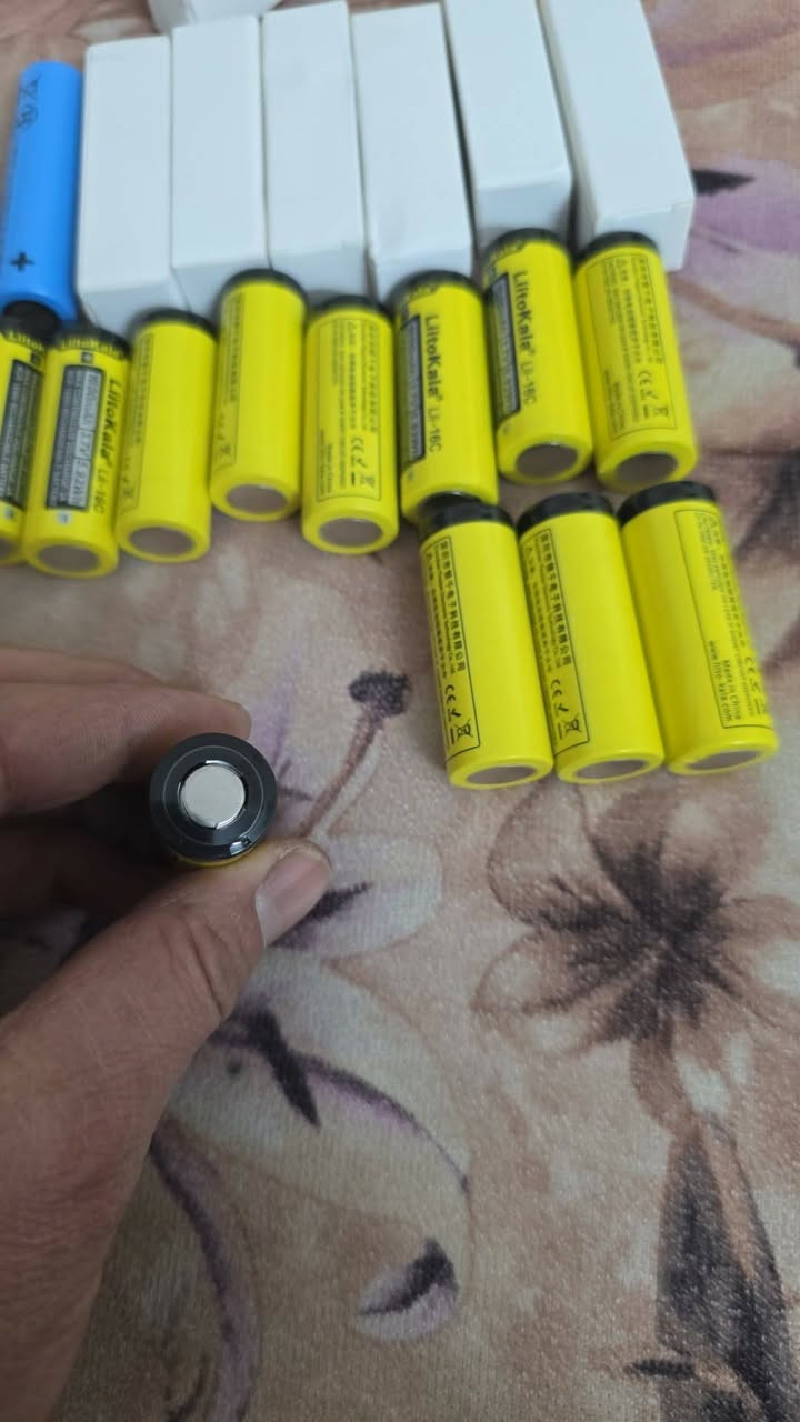 بطاريات بهذا الشكل سبعة منهن ليثيوم فوسفات الحديد و12 بطارية ليثيوم مثل ما موضح بالصورة جديد لوك غير مستخدم  السعر 35


**إذا كنت صاحب هذا الإعلان وتريد حذفه لأي سبب، رجاءا أرسل رسالة إلى الدعم الفني**