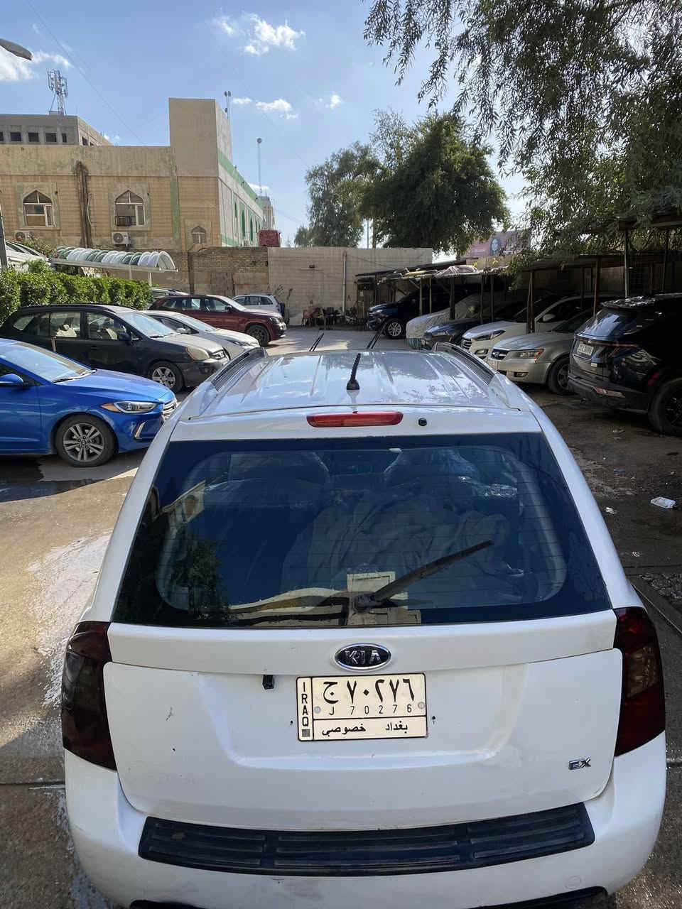 السلام عليكم للبيع كيا رندو موديل2007 بيهه صبغ صفحه مكينه2400(4)سلندر 7 راكب كامرة وتحكم ستيرن تخم تاير جديد الداخل مغلف جلد كشنات وارضيه 88وبيهه مجال
بغداد الصالحيه 
***********
