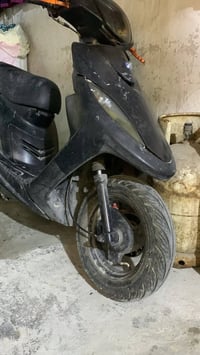 دراجه ماكس طلع بيه صوت وتركته ماعرف شنو للبيع 07757876728