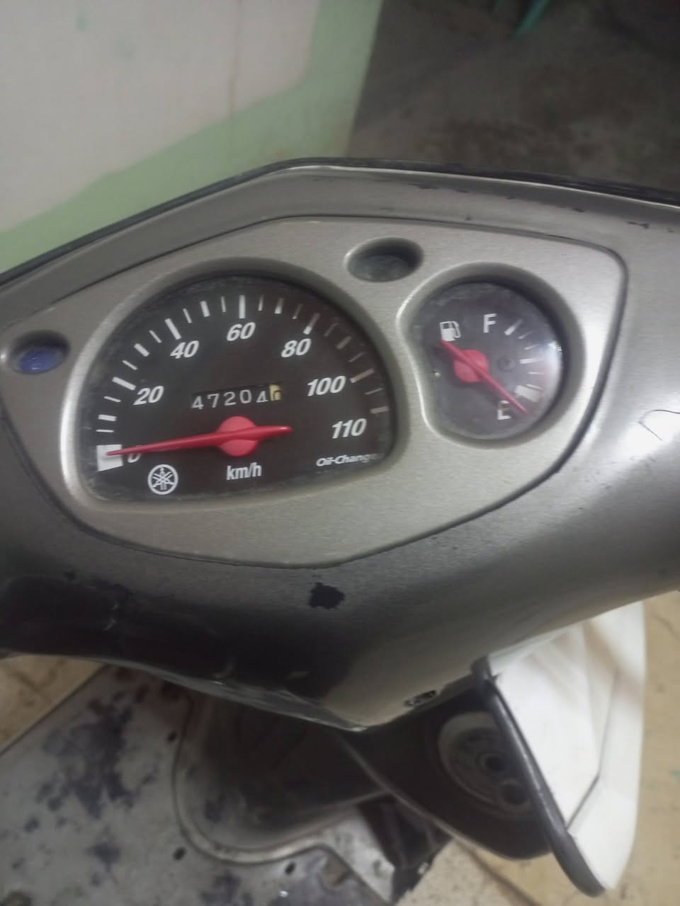 سلام عليكم سكنس نثية ياباني 110 الدراجة بيها ستان حساس وشلعة وكابريتر تجي درجة خير من اللة كهربائيات كلها تشتغل العداد مل ورن يشتغل ومل بانزين مبدل بريك خلفي جديد ومبدل كلوب امامي قوي ثلجي ومبدل شوته جديدة مبدل عداد مل رون جديد وبيها قفل سترين وصندوك ودرجة ماشية 472040 هورن عالي تشتغل سلف وهندر سعر 450 بيها مجال حك جية عنوان بغداد جميلة شارع 71 رقم *********** وتساب
