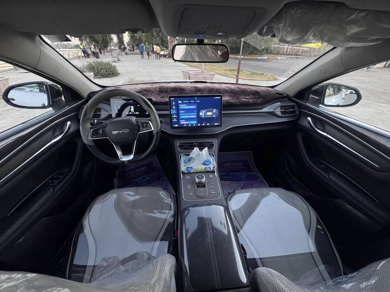 🚘 للبيع: BYD موديل 2025
سيارة بحالة ممتازة (زيرو)، بمواصفات عالية جدًا، مزودة بنظام البصمة المزدوجة وشاشة دوّارة.
🔹 الممشى: 2000 كم فقط.�🔹 كفالة عامة سارية على السيارة بالكامل.�🔹 الملاحظة: أثر بسيط جدًا في باب السائق نتيجة سقوط دراجة نارية على السيارة أثناء توقفها، ولم يتم إجراء أي تصليح لها.�🔹 التحويل مباشر وفي اسمي.�🔹 الموقع: الكاظمية المقدسة.�🔹 السعر: 19 مليون و700 ألف دينار عراقي.
📞 للتواصل:�***********
