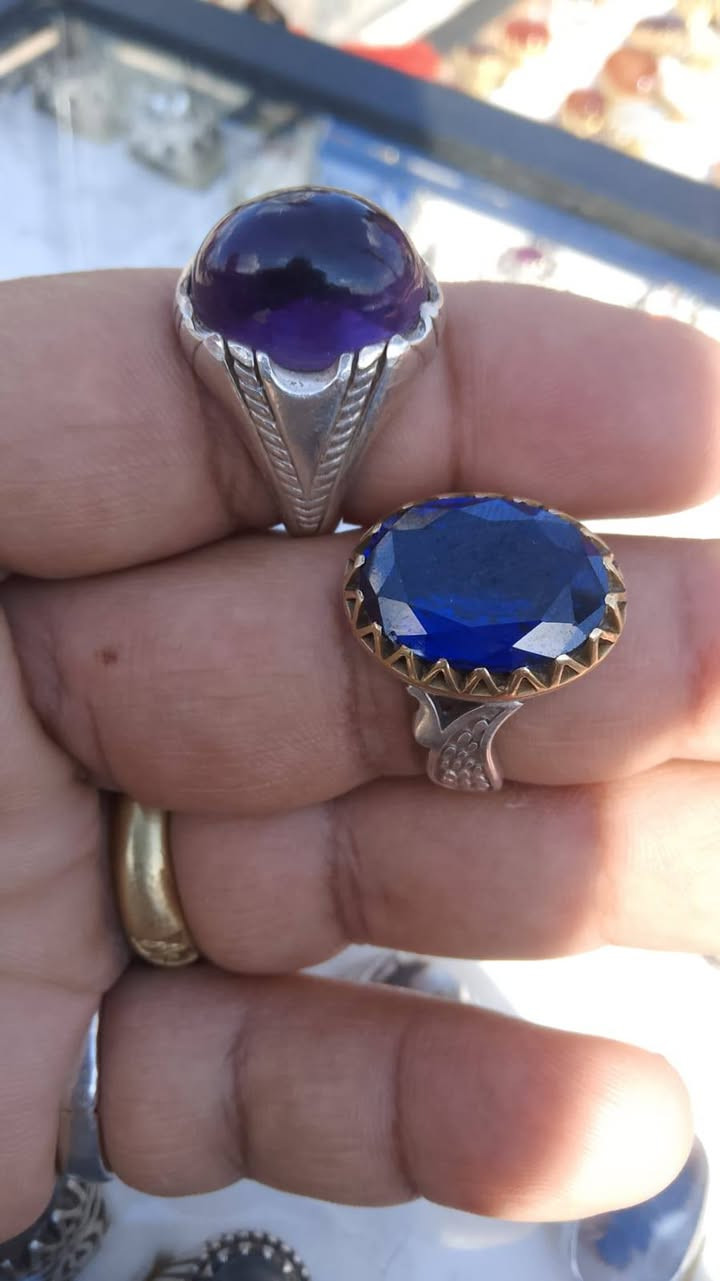 السلام عليكم خواتم العدد 11قطعة بيعها شلعه كاملة السعر 300مع التوصيل


**إذا كنت صاحب هذا الإعلان وتريد حذفه لأي سبب، رجاءا أرسل رسالة إلى الدعم الفني**