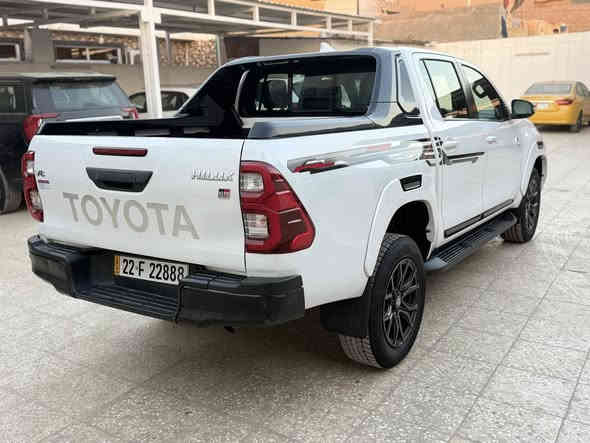 السلام عليكم جي آر موديل 2023 سعرها 370 ورقة رقم اربيل تحويل مباشر فوول مواصفات بيه صبغ جاملغ خلفي بدون دواخل بدون معجون اثر شخط باقي السياره مكفوله كفاله عامه على الفحص سيارة جديدة جدا وجاهزة ما بيه اي نقص محرك كير مكفولات سيارة على وضع الشركة ماشية 70 للاستفسار *********** السعر 370 ورقة مكان بغداد
