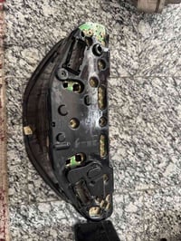 اغراض مرسيدس • كليومتر • دبة ماء