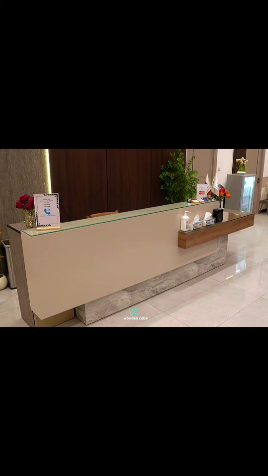 احد اعمالنا المميزه 👌🏻 🤎 تصميم عملي ومظهر راقٍ ميز استقبال من خشب MDF يجمع بين المتانة والأناقة ليناسب جميع المشاريع التجارية والطبية. للأستفسار ☎️ *********** زورونا في موقع العرض 📍 بغداد-نفق الشرطة -مقابل السفاره الفلسطينيه  #viral #viralvideo #capcut #خشب #اكسبلور 
