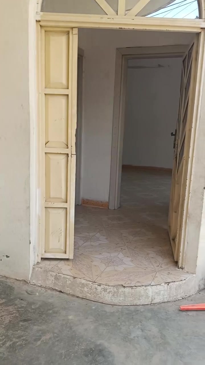 دار للبيع مساحة ٢٠٠م په نجا علي..قرب كوميته ي په نجا علي...مواصفات غرفتين نوم صالة استقبال🔃 مطبخ نظام دكت للاتصال و استفسار مكتب القاهرة للعقار/***********/***********/***********
