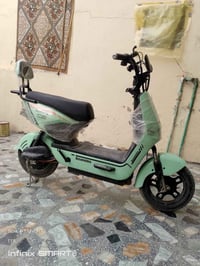 دراجة شحن البيع  حجم 14  بطاريات 4 سرعة 60 دراجة كفالة عامة  مرايات  ل...