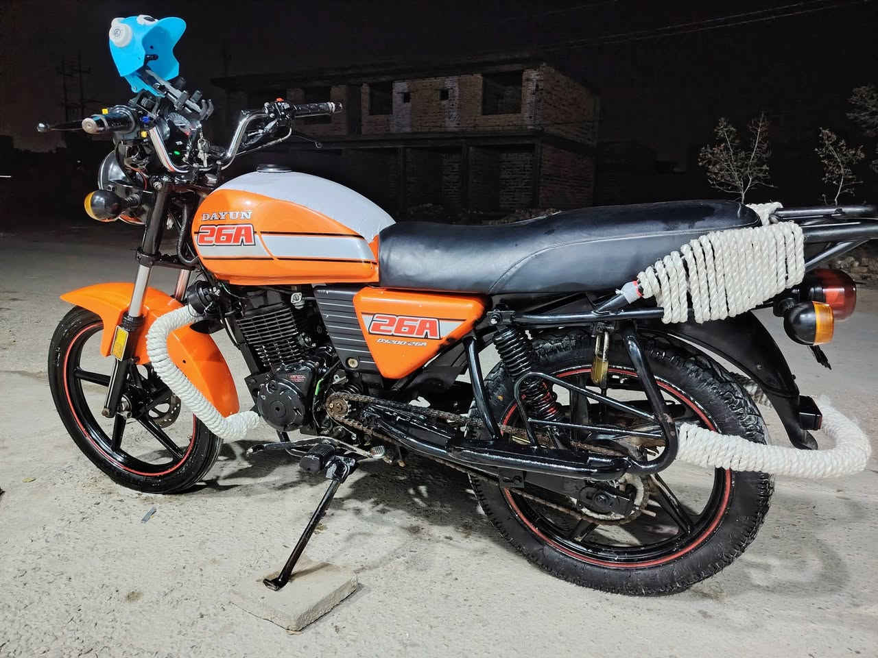 السلام عليكم دراجه دايون نفخ محرك 200
موديل 21.اوراق اصلي وكيلهة السلامي
السعر مليون او خمسين اوبيه مجال
المكان حله ورديه سيف سعد شارع 30
الرقم ***********. ***********
باقي التفاصيل بل خاص
