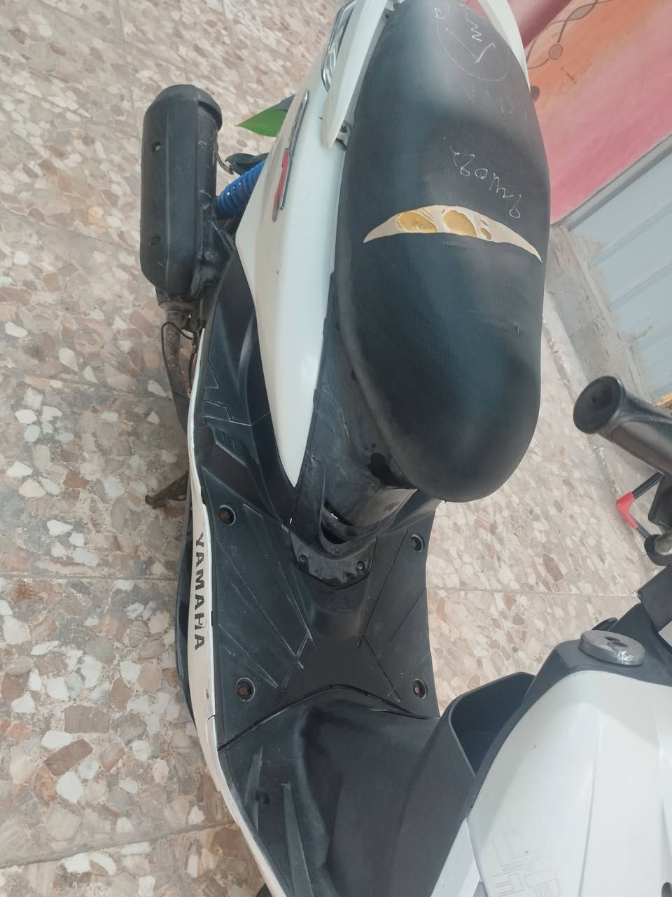 دراجه ياباتي ثعلبه 120 مال حاويات
الدراجه كايمه وامجفته  كلشي بيهه شغال دراجه نضيفه او حلوه
ابيع او مراوس اب أيراني گلك اصولي عادي
السعر 300


**إذا كنت صاحب هذا الإعلان وتريد حذفه لأي سبب، رجاءا أرسل رسالة إلى الدعم الفني**