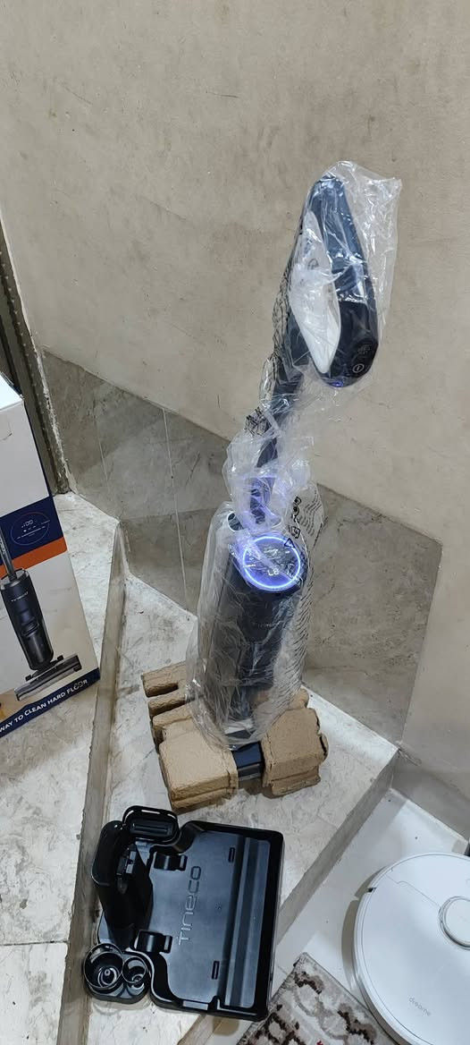 مكنسة تينيكو العاموديه كنس ومسح  تنشيف بالبخار وتعقيم سمارت نظام شاشه لمس تنظف نفسها  @الجميع


**إذا كنت صاحب هذا الإعلان وتريد حذفه لأي سبب، رجاءا أرسل رسالة إلى الدعم الفني**