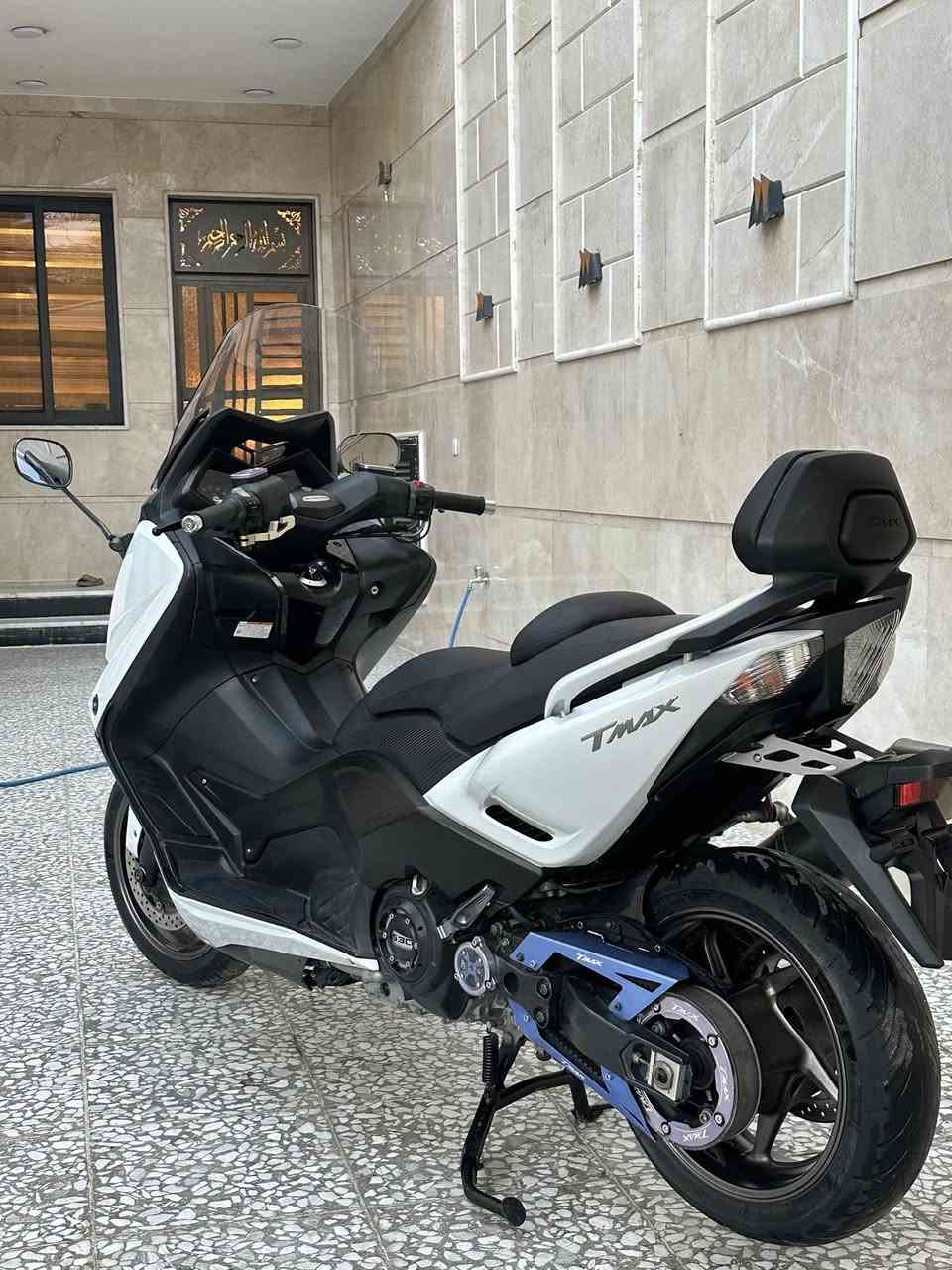 السلام عليكم تي ماكس 14 ABS وكالت كلشي وكلاشي نازله بشهر ل 5 جيب فيترك وافحص
مواصفاتها خير من الله 
تتدفئه بل يدات
صينيه وقايش اصلي 
وتايرات اصليات 
وقبق كلج دهن قبق كلجات
قباقه عنبار يده سايد بريك 
وقطره وبيها هواي دعافيس 
سويج واحد وماشيه 44 الف 
وصالنصه اكرا حجر بيئه 
مكاني بغداد( السيديه)
والدراجه ارخص من خواتها لبل سوك  
اتصل وشلع عيوني 
***********
