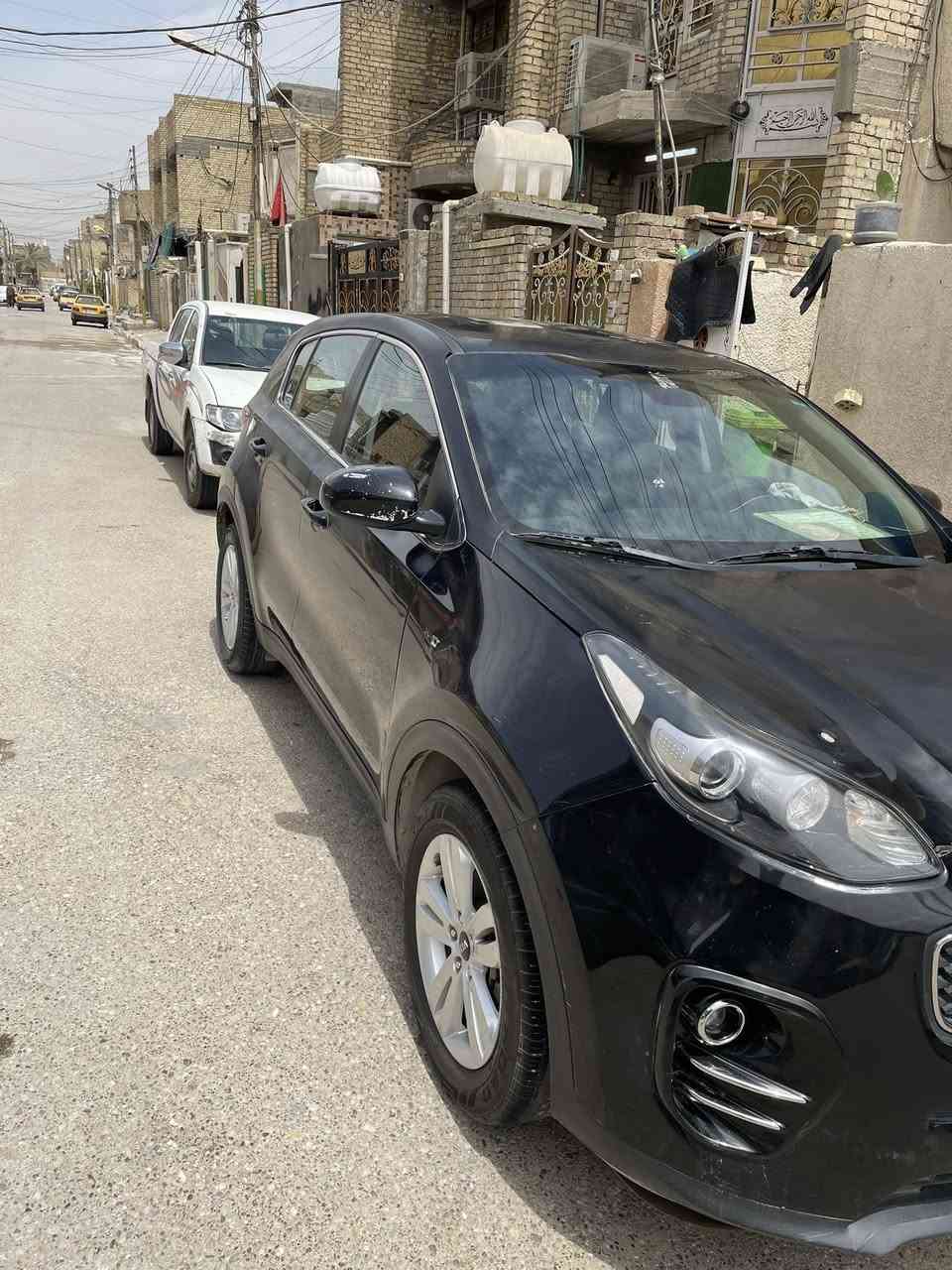 سلام عليكم كيا سبورتج

موديل 2017
محرك السياره 2000  GDi
لسياره مابيهه اي نقص من ناحية  تخم تاير  جديد
لسياره فقط يحتاج إلى بولش
لسياره وارد أمريكي  السنوار موجد بالصور 
ترايك البصره
رقم لسياره بغداد  
سعر لسياره ١٣٥ 
رقم المبايل ***********@إشارة
