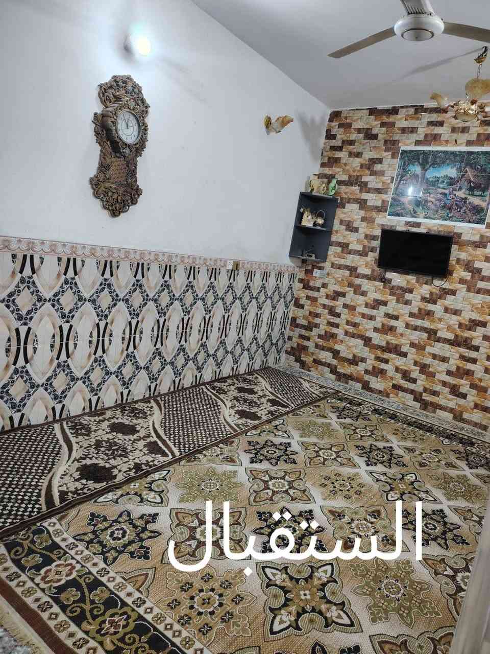 بيت للبيع طابو ملك صرف منطقة الانتصار مقابيل مستشفى حماد شهاب
🚀 مساحتة 150متر 
🚀الفرع الأول بداية المنطقة المربع الأول
🚀 يحتوي على 6 غرف نوم واستقبال ومطبخ وخدمات 
🚀 تبليط مجاري كهرباء ماء 
🚀 بيت نضيف ومناقصة شي 
🚀 السعر 145 وبي مجال 
🚀 للاستفسار أكثر اتصل 
***********
