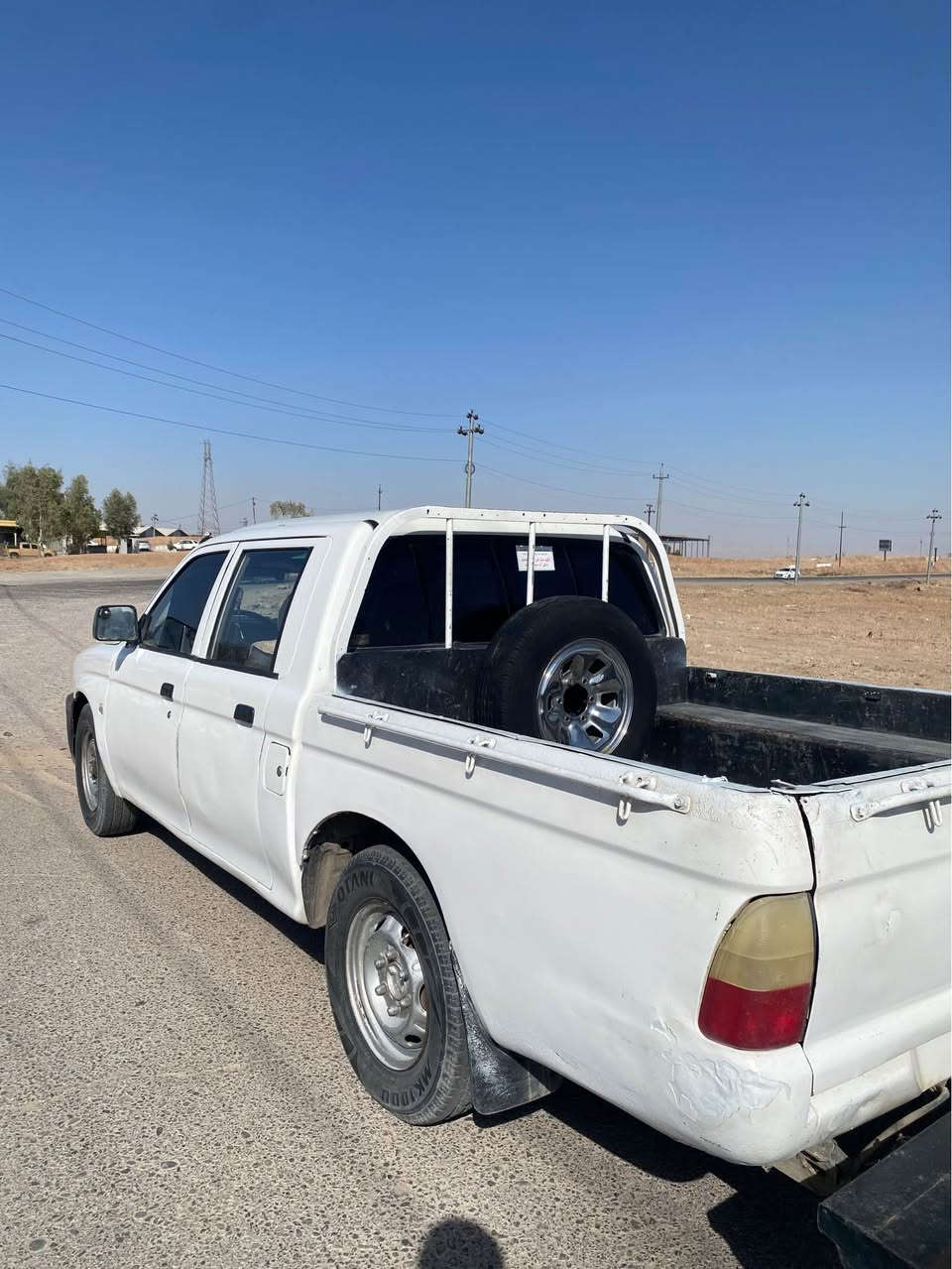 مستەربۆشی ٢٠٠١ سەنوی بەسەر جوە ساحیب سەیارە وەکالەی دەکە  سیستەمی غاز و بەنزینە و تەبرید سارد و گەرمە مەکینەی دەنگی هەیە و حیجام بۆیاغە *********** الحمدانية, نينوى
