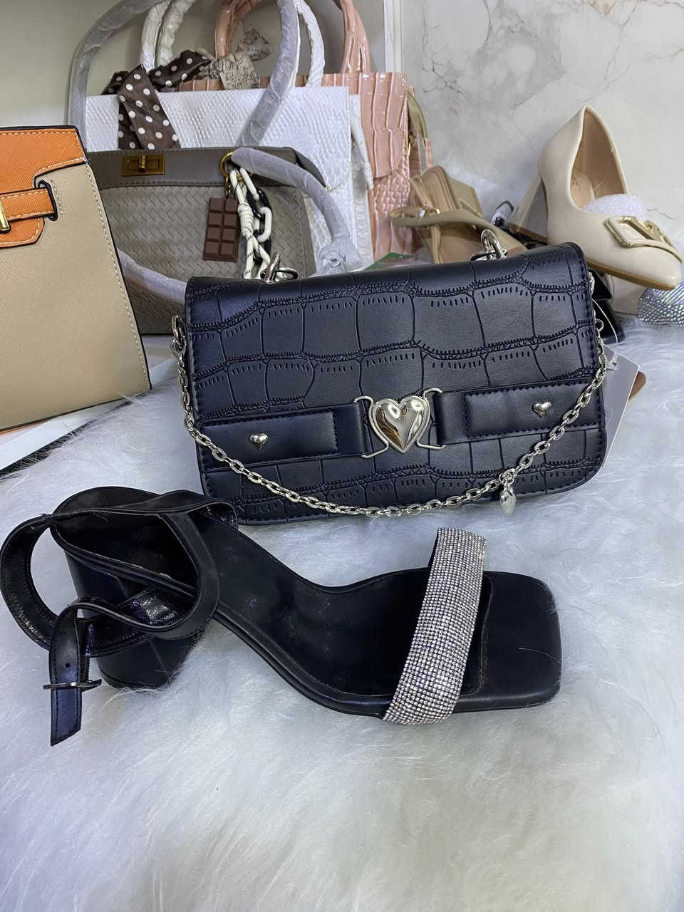 كل القطع ماستر السعر 10 كوالتي يجنن


**إذا كنت صاحب هذا الإعلان وتريد حذفه لأي سبب، رجاءا أرسل رسالة إلى الدعم الفني**