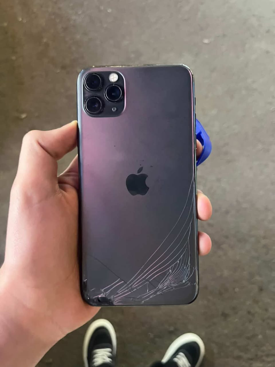 سلام عليكم ايفون ١١برو ماكس مثل مموضح بل صور و ممفتوح ابد و بطاريته76 و ذاكرته 256 السعر 250 الف و كلشي شغال


**إذا كنت صاحب هذا الإعلان وتريد حذفه لأي سبب، رجاءا أرسل رسالة إلى الدعم الفني**