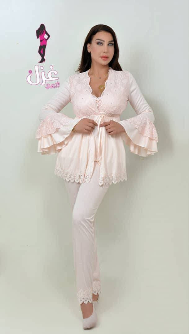 نستقبل طلباتكم بكل حب 🩷
 الكولكشن العرايسي صار كامل من عنا 🩷
 الخيار الأرقى 🥰👍💯
بيجاما قطن 100 % نفاس ٣ قطع مع كلفة دانتيل مميزة 🩷🩵
وما عليكم غير  متابعة صفحتنا 👍
#للحجز_والاستفسار_واتس0940100430


**إذا كنت صاحب هذا الإعلان وتريد حذفه لأي سبب، رجاءا أرسل رسالة إلى الدعم الفني**