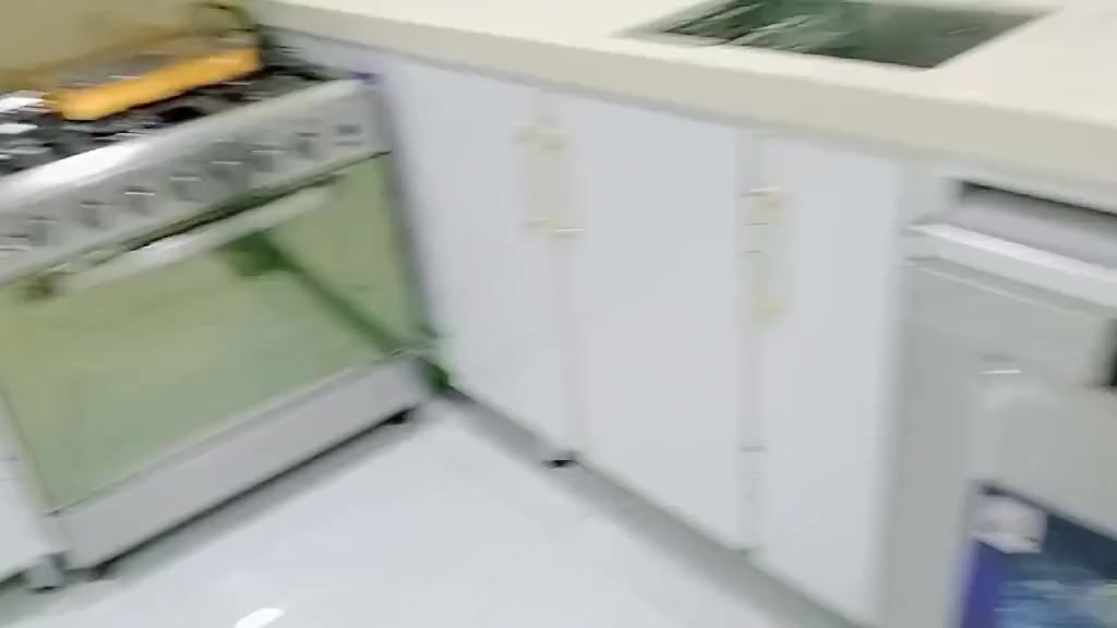 كاونتر جديد كله كوارتز وطباخ وغسالة صحون للبيع كلهم بمليونين ونص
مكانهم الناصرية المهيديه


**إذا كنت صاحب هذا الإعلان وتريد حذفه لأي سبب، رجاءا أرسل رسالة إلى الدعم الفني**