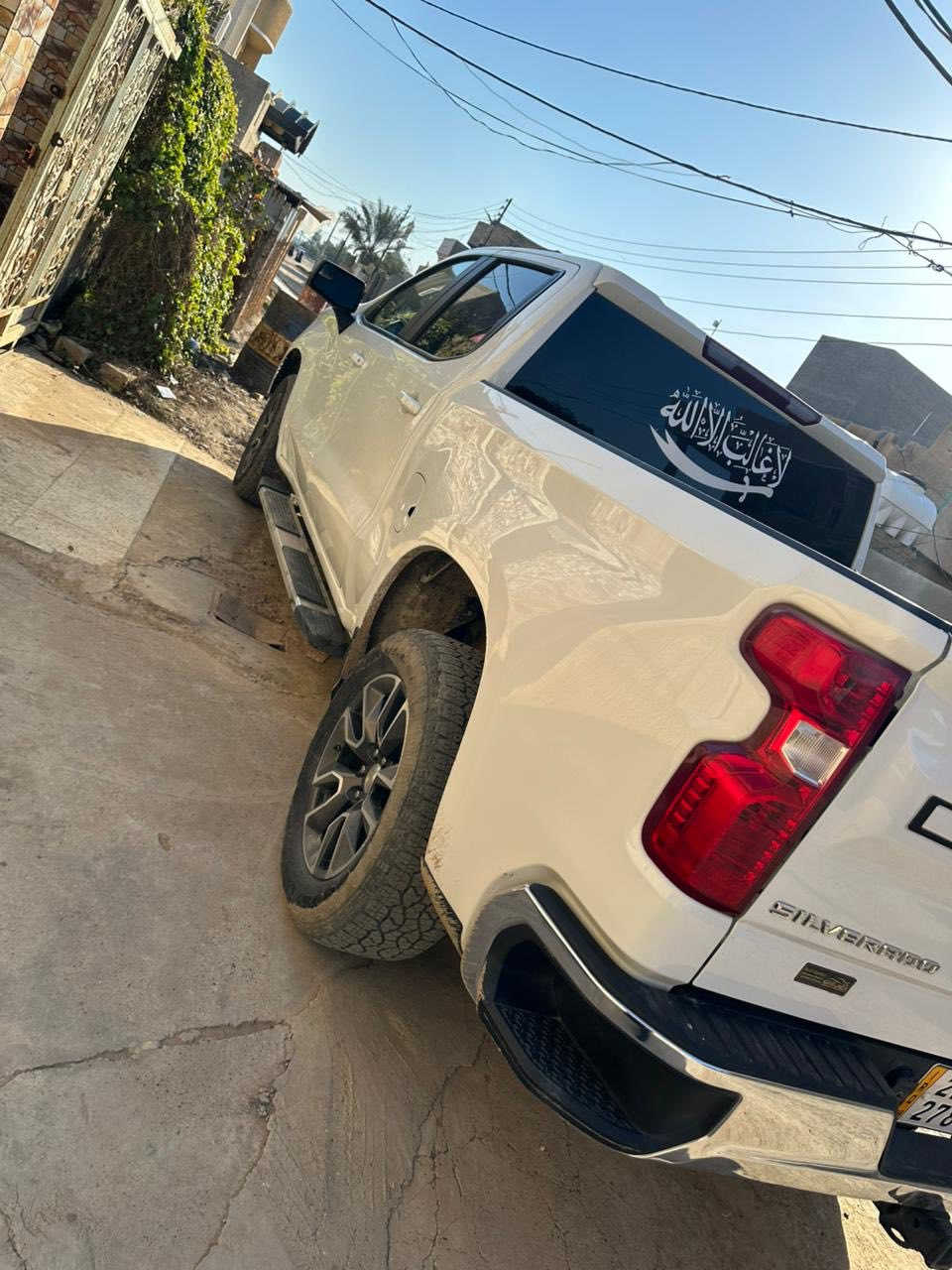 السلام عليكم
سلفرادو 2024
هايبرد اربعه سلندر

وارد امريكي باب خلفي وبدي بجم كبس بلادي
ماشيه 38 الف
جديده حيل مكانها صلاح الدين الدجيل السعر 340 وبيها مجال
‭0782 494 5305‬
